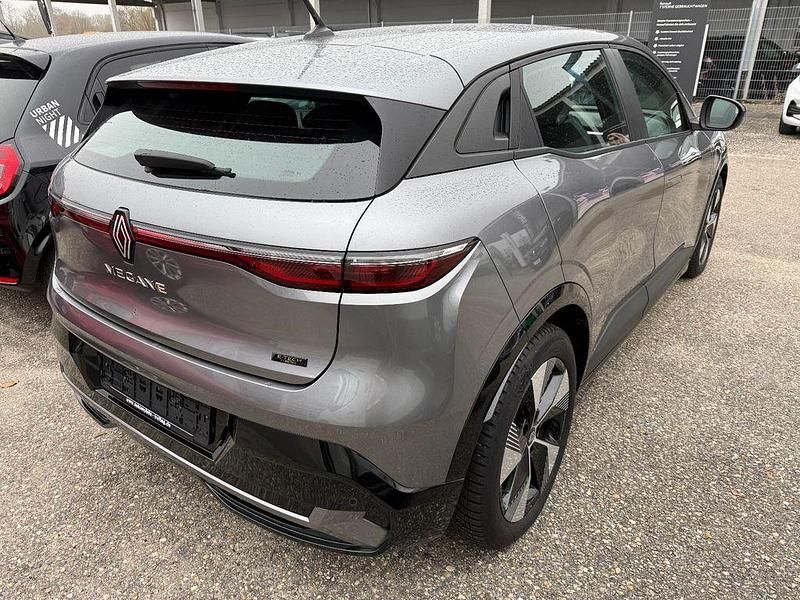 Gebraucht Renault Megane E-Tech Equilibre 96 kW (131 PS) 2023 Grau Limousine