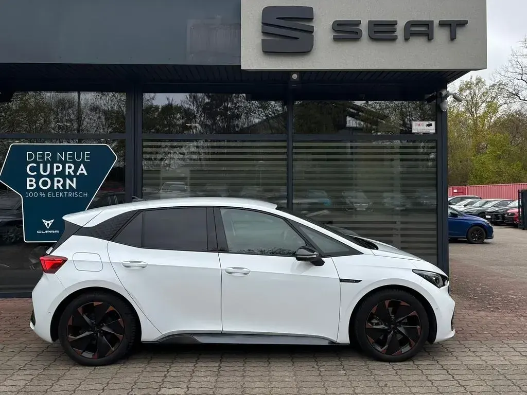 Gebraucht Cupra Born 150 kW (204 PS) 2023 Weiß Kleinwagen