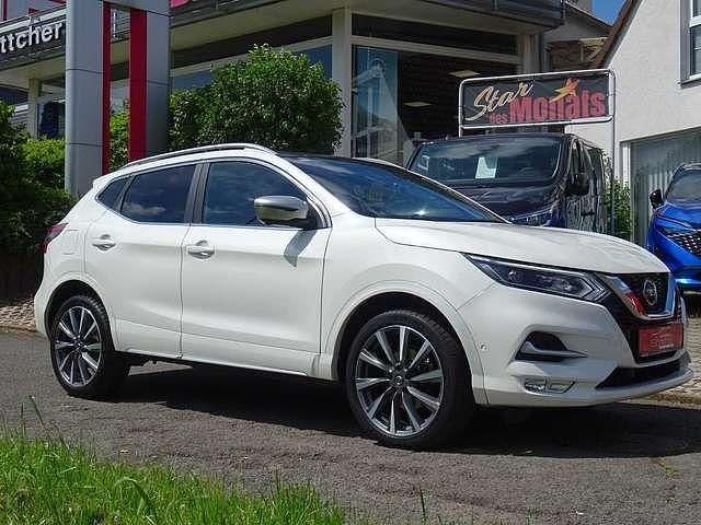 Gebraucht Nissan Qashqai Tekna 140 PS (102 kW) 2019 Pearl white (metallic) SUV