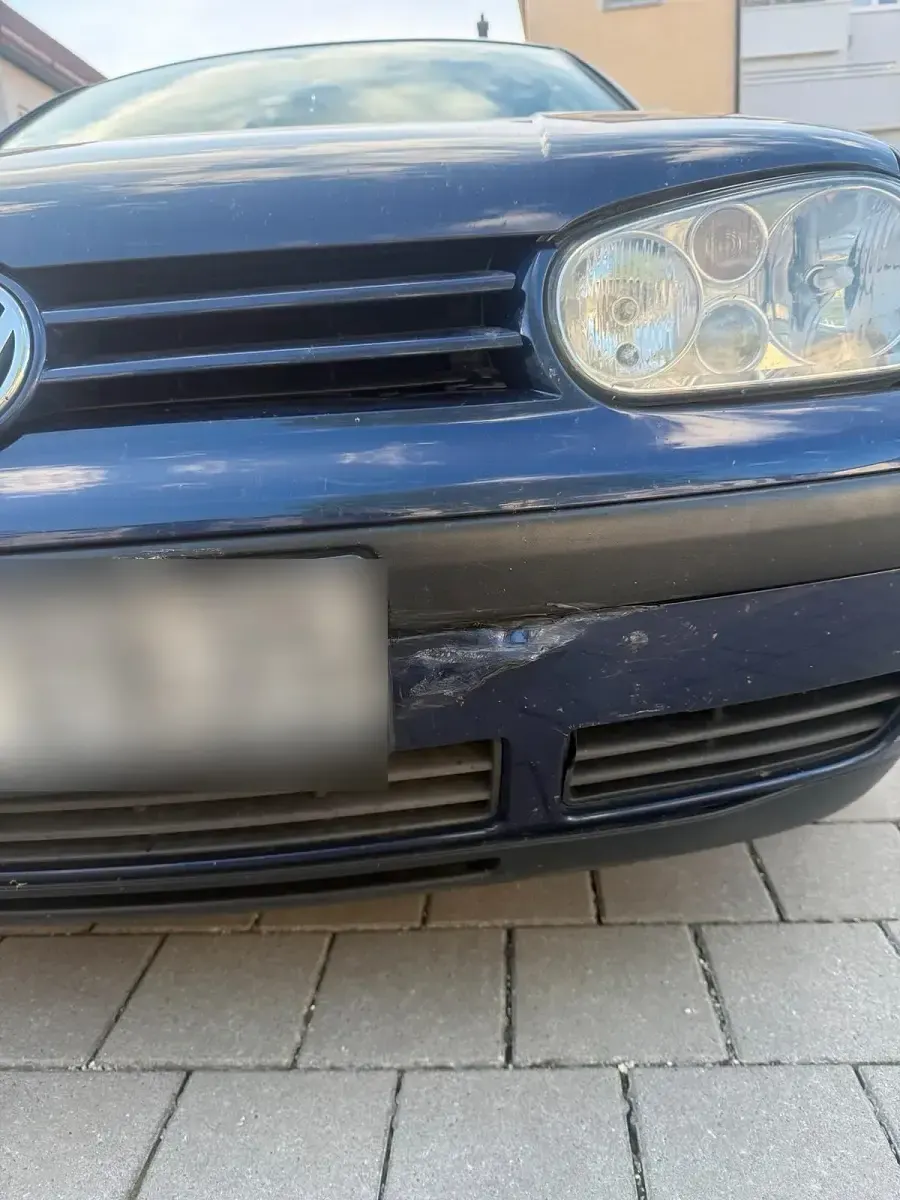 Używany VW Golf III 101 KM (74 kW) 1999 Niebieski Sedan/Limuzyna