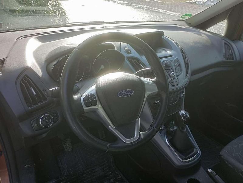 Gebraucht Ford B-MAX Trend 101 PS (74 kW) 2013 Bronze Van / Kleinbus