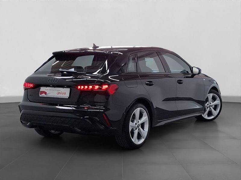 Gebraucht Audi A3 S-Line 150 PS (110 kW) 2025 Schwarz Limousine
