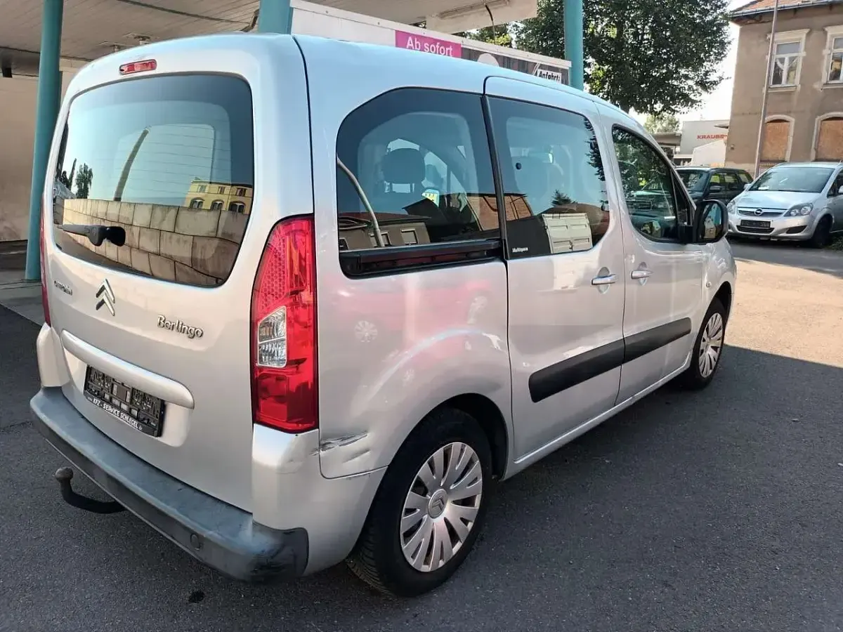 Gebraucht Citroën Berlingo 120 PS (88 kW) 2010 grau/meta Van / Kleinbus