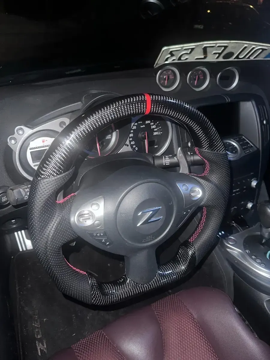 Gebraucht Nissan 370Z 328 PS (241 kW) 2010 Andere farben Cabrio