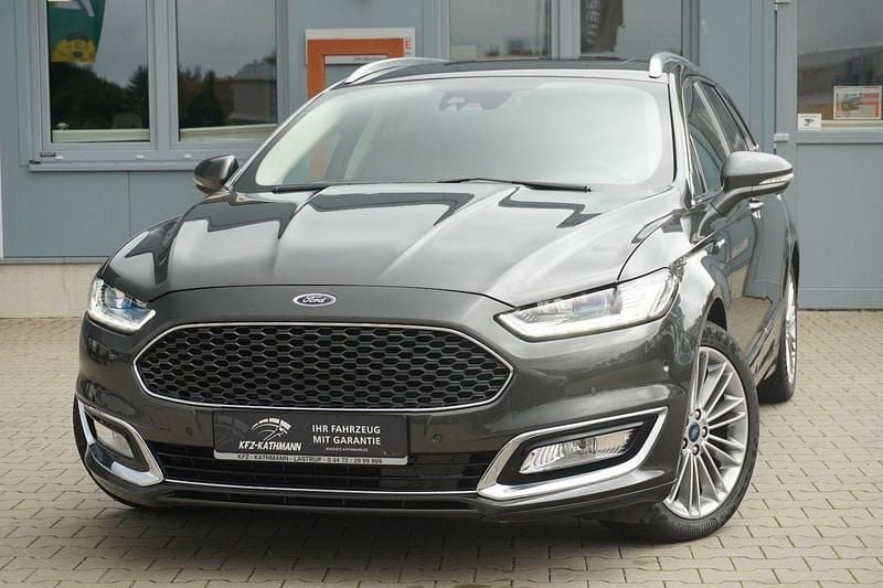 Grau Gebraucht 2016 Ford Mondeo Vignale Kombi | 19.480 € (Teuer) - Bild 1/4