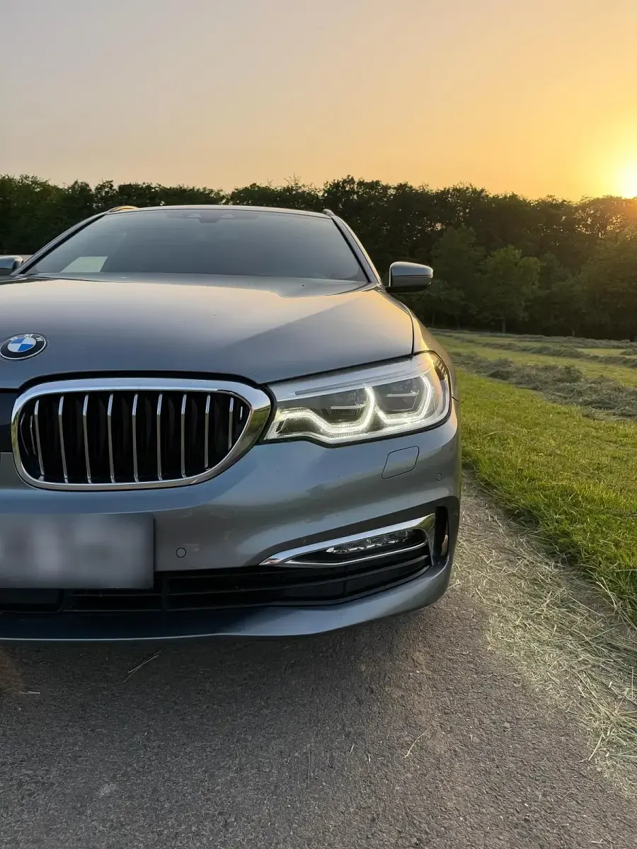 Gebraucht BMW 540 Luxury Line 340 PS (250 kW) 2017 Grau Kombi