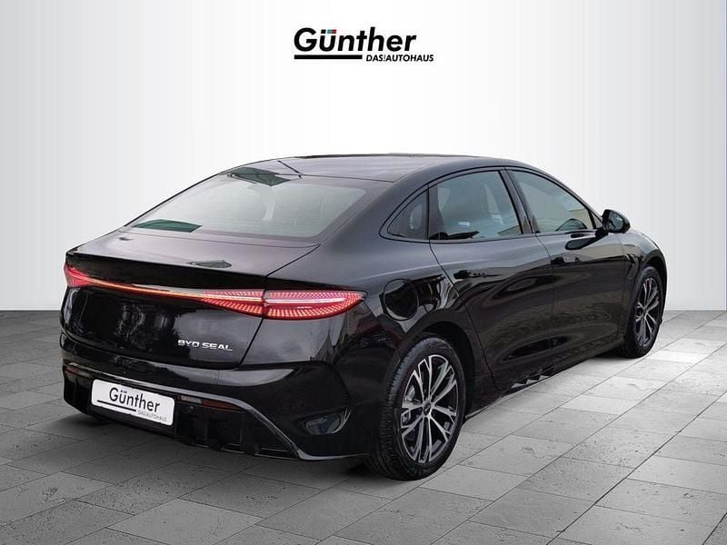 Neu BYD Seal Comfort 169 kW (231 PS) 2026 Schwarz Limousine