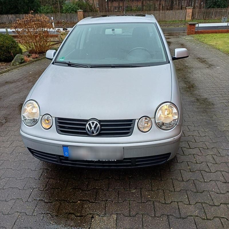 Gebraucht VW Polo 75 PS (55 kW) 2002 Silber Kleinwagen