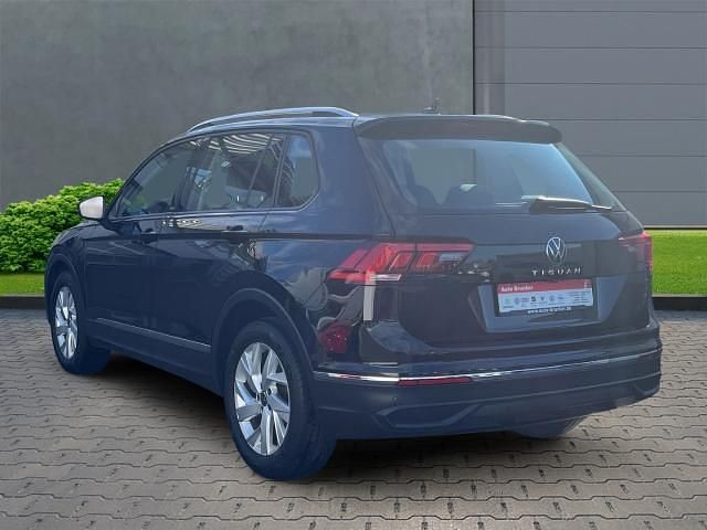 Gebraucht VW Tiguan Active 150 PS (110 kW) 2022 Schwarz SUV