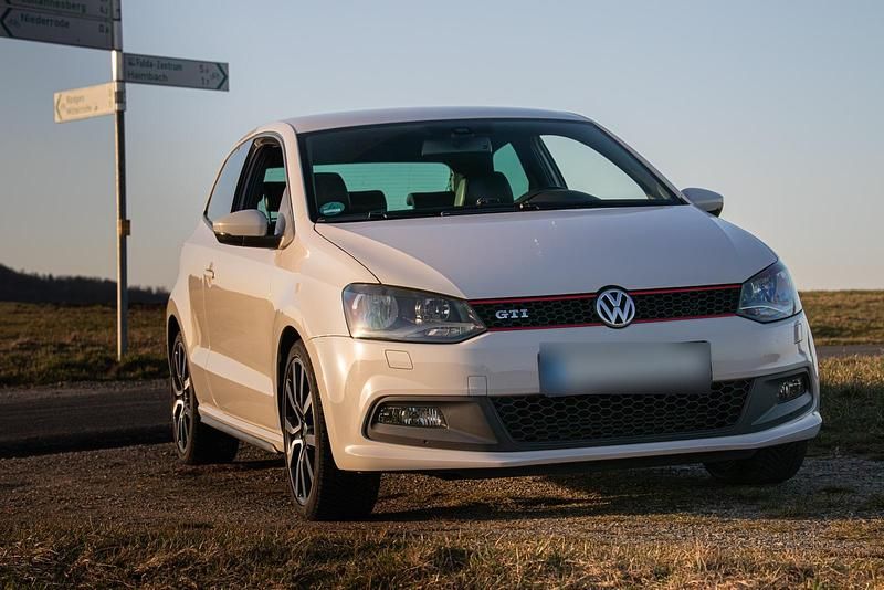 Gebraucht VW Polo GTI 180 PS (132 kW) 2012 Weiß Kleinwagen