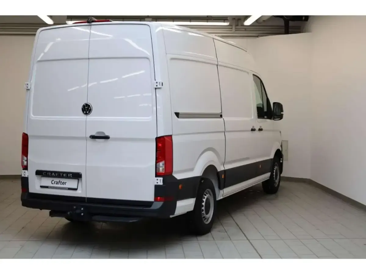 Neu VW Crafter 140 PS (102 kW) 2026 Candyweiß Van