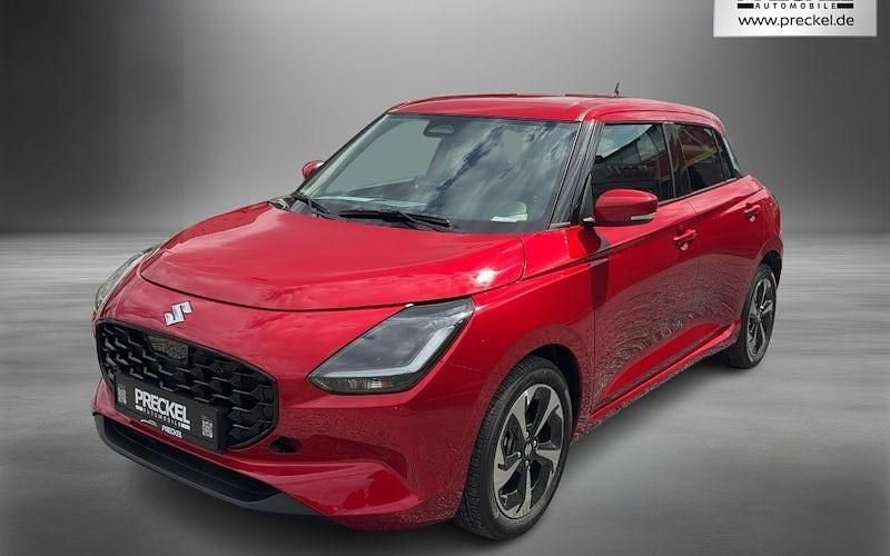 Rot Gebraucht 2025 Suzuki Swift Comfort+ Kleinwagen | 18.990 € (Etwas zu teuer) - Bild 1/4