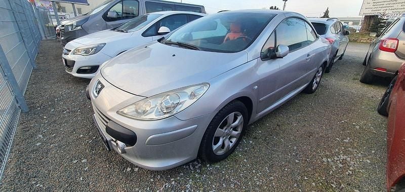Gebraucht Peugeot 307 CC 109 PS (80 kW) 2007 Silber Cabrio