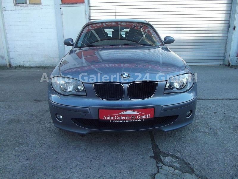 Gebraucht BMW 118 129 PS (94 kW) 2006 Silber Kleinwagen