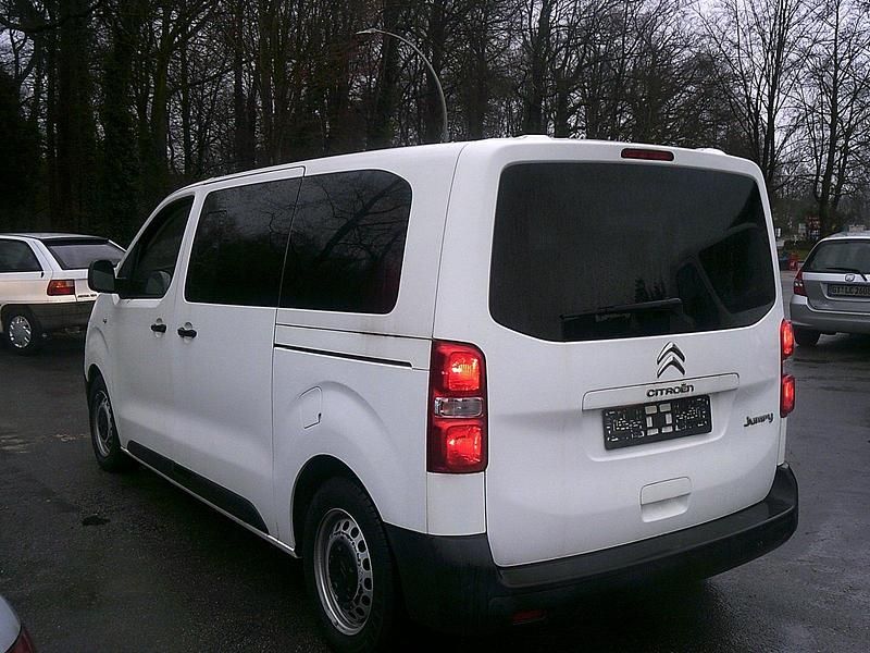 Gebraucht Citroën Spacetourer 150 PS (110 kW) 2017 Weiß Van / Kleinbus