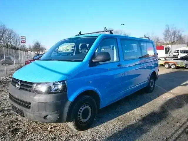 Używany VW Transporter 102 KM (75 kW) 2013 Niebieski Van