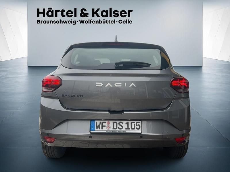 Gebraucht Dacia Sandero Expression 101 PS (74 kW) 2025 Dolomitgrau (grau)