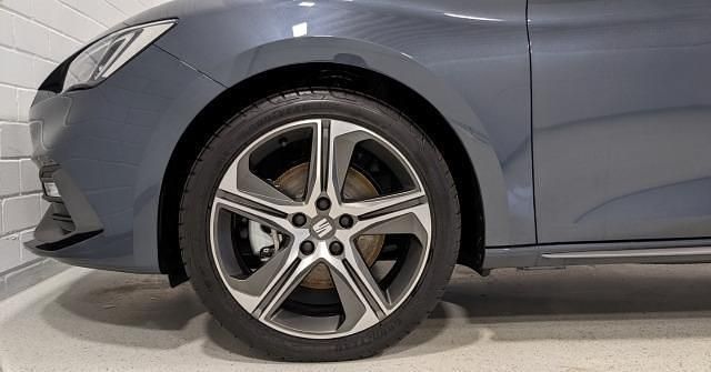 Metallic Gebraucht 2022 Seat Leon Beats | 30.910 € (Etwas zu teuer) - Bild 1/1