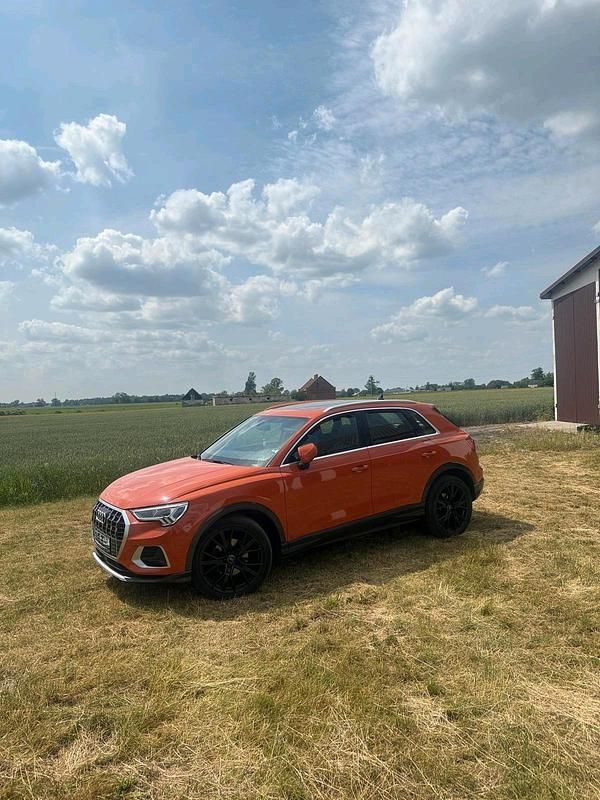 Gebraucht Audi Q3 S-Line 150 PS (110 kW) 2011 Orange SUV