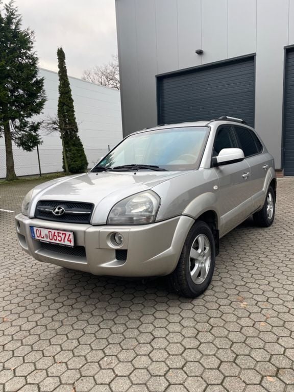 Silber Gebraucht 2006 Hyundai Tucson GLS SUV | 6.990 € (Teuer) - Bild 1/4