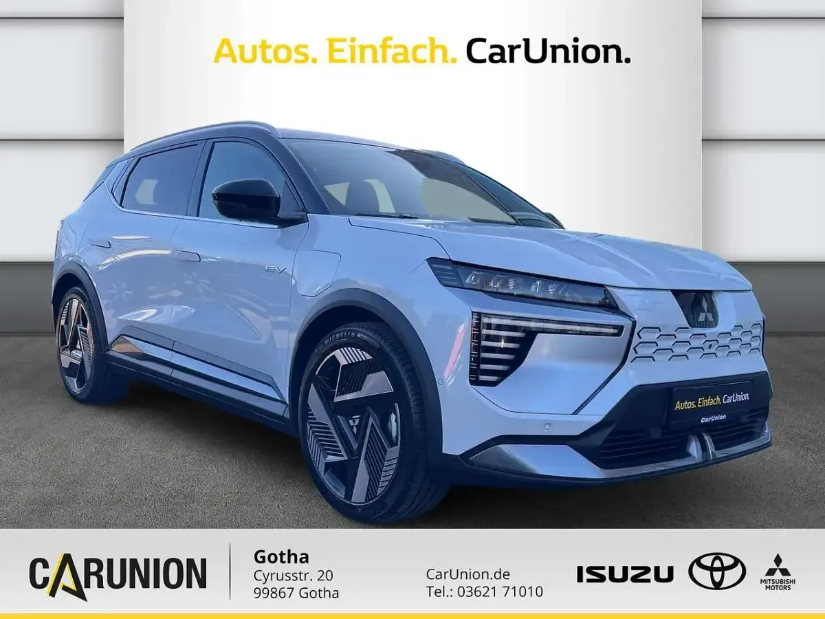 Używany Mitsubishi Eclipse 160 kW (218 KM) 2025 Biały SUV