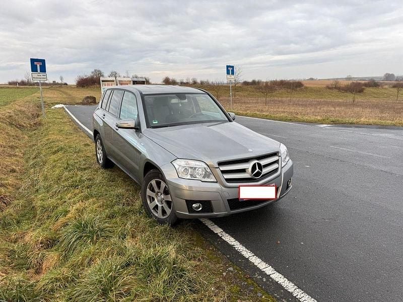 Gebraucht Mercedes GLK200 143 PS (105 kW) 2011 Grau SUV