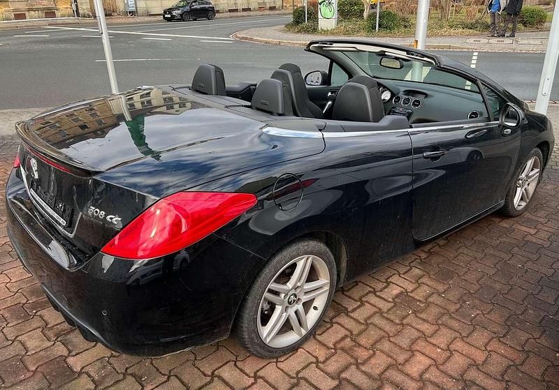 Gebraucht Peugeot 308 CC Active 120 PS (88 kW) 2011 Schwarz perla nera/metallic Cabrio