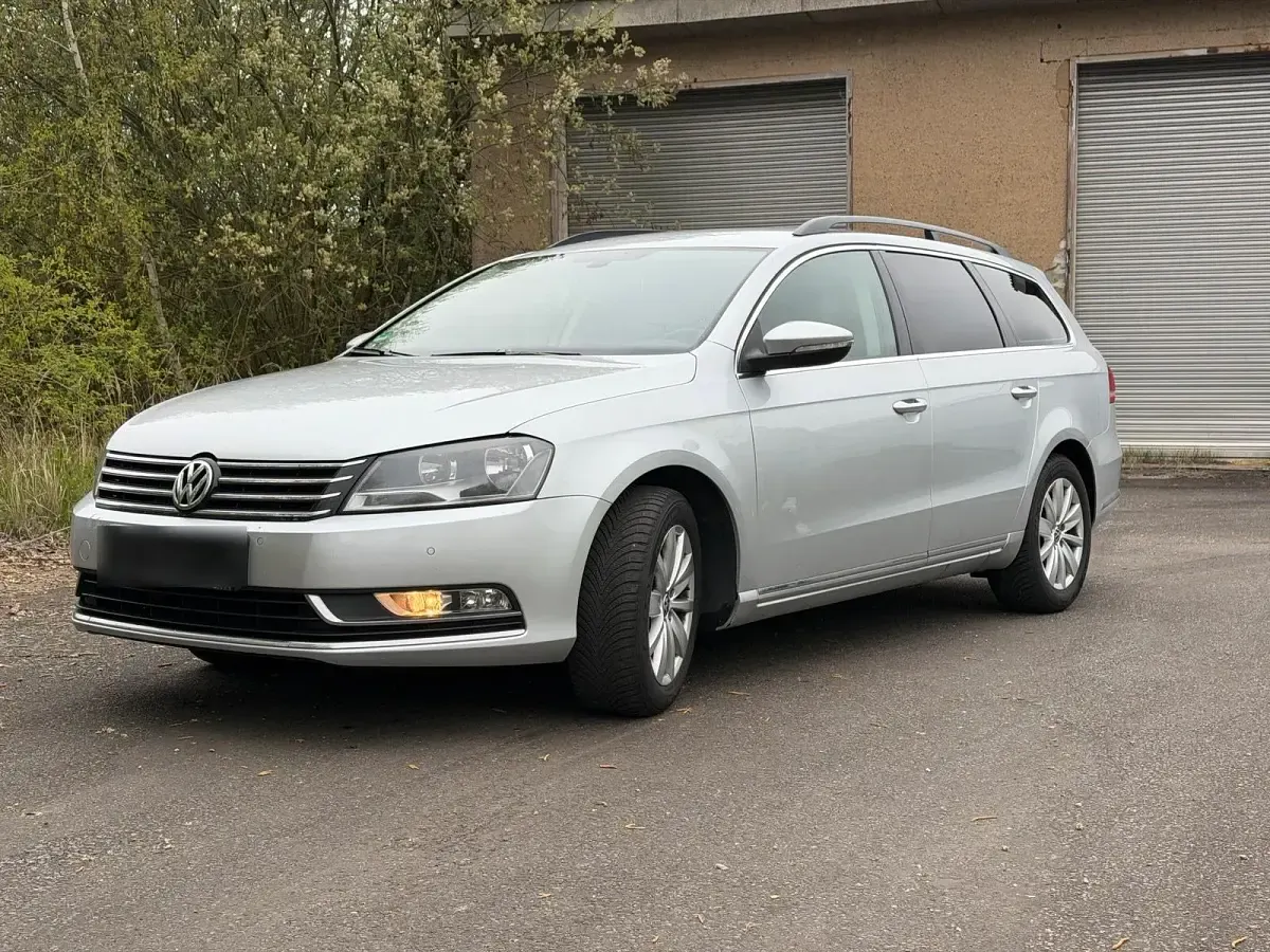 Second-hand VW Passat 170 CP (125 kW) 2011 Argintiu Break