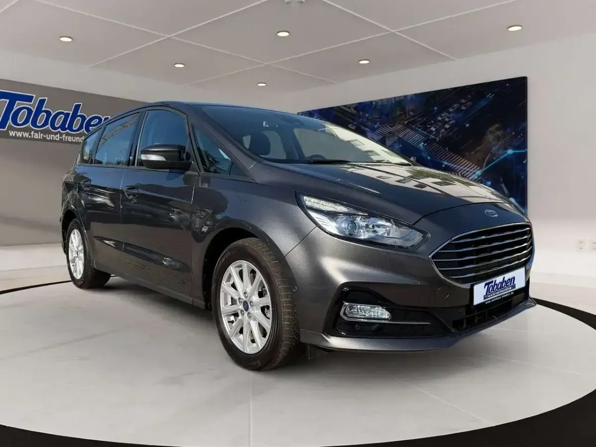 Gebraucht Ford S-MAX Trend 150 PS (110 kW) 2022 Magneticgrau (metallic) Van / Kleinbus