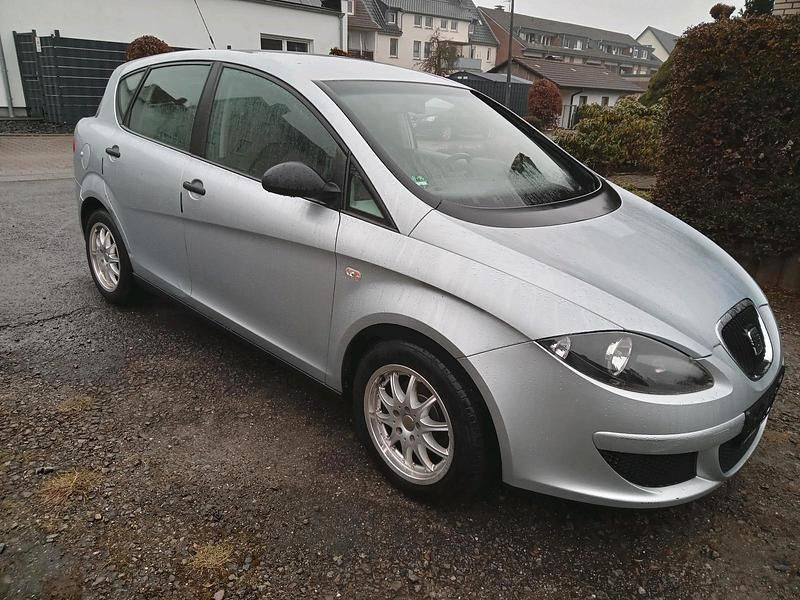 Gebraucht Seat Toledo 102 PS (75 kW) 2006 Silber Kleinwagen