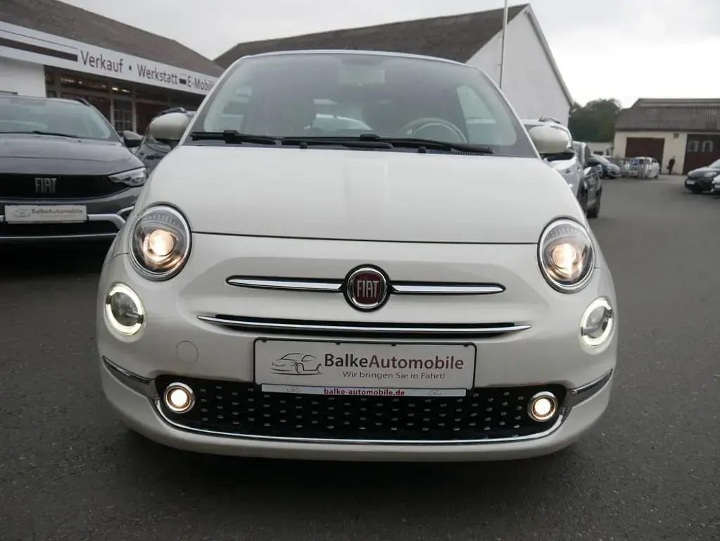 Gebraucht Fiat 500 Lounge 69 PS (50 kW) 2016 Gelato weiss Kleinwagen
