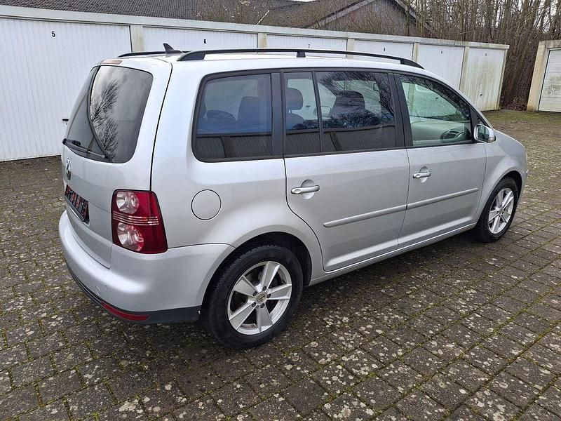 Gebraucht VW Touran Conceptline 140 PS (102 kW) 2007 Silber Van / Kleinbus