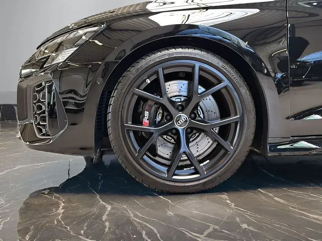 Gebraucht Audi RS3 Ambiente 400 PS (294 kW) 2023 Schwarz Limousine