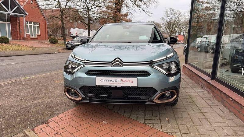 Gebraucht Citroën e-C4 100 kW (136 PS) 2023 Blau Limousine