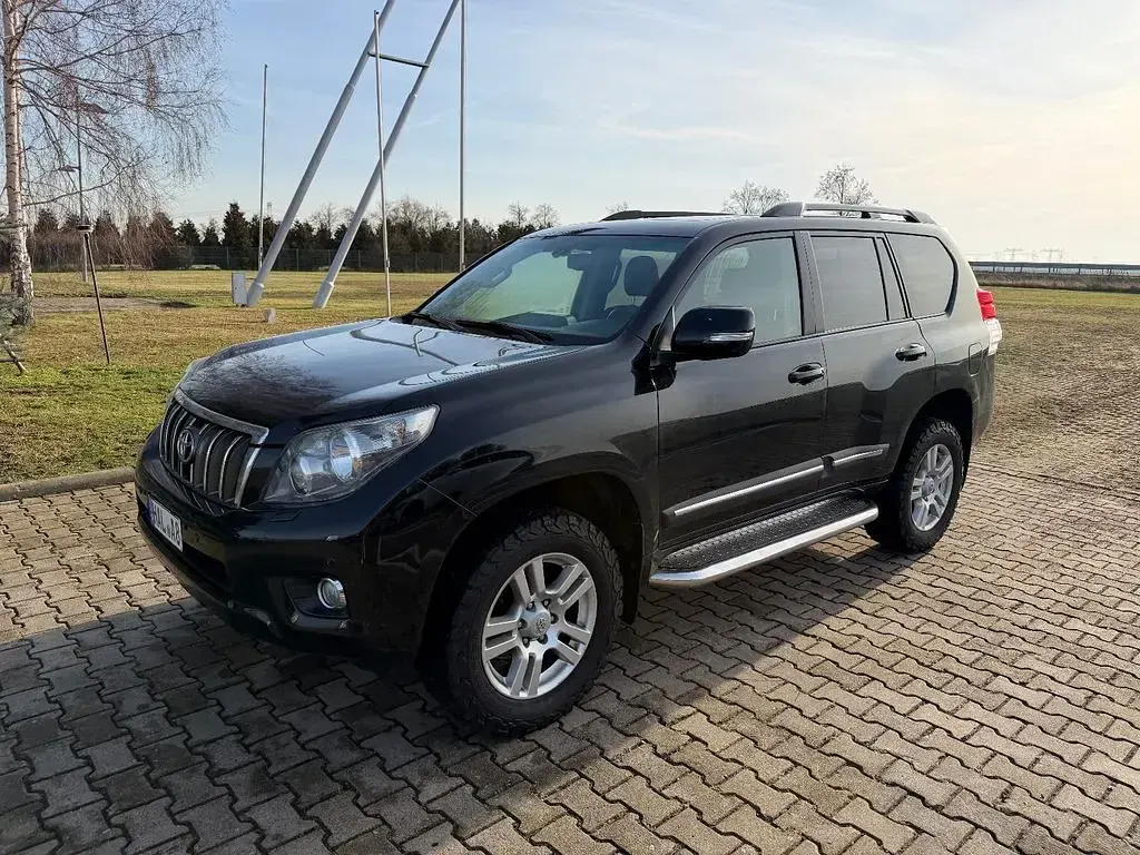 Gebraucht Toyota Land Cruiser Executive 190 PS (139 kW) 2012 Schwarz SUV