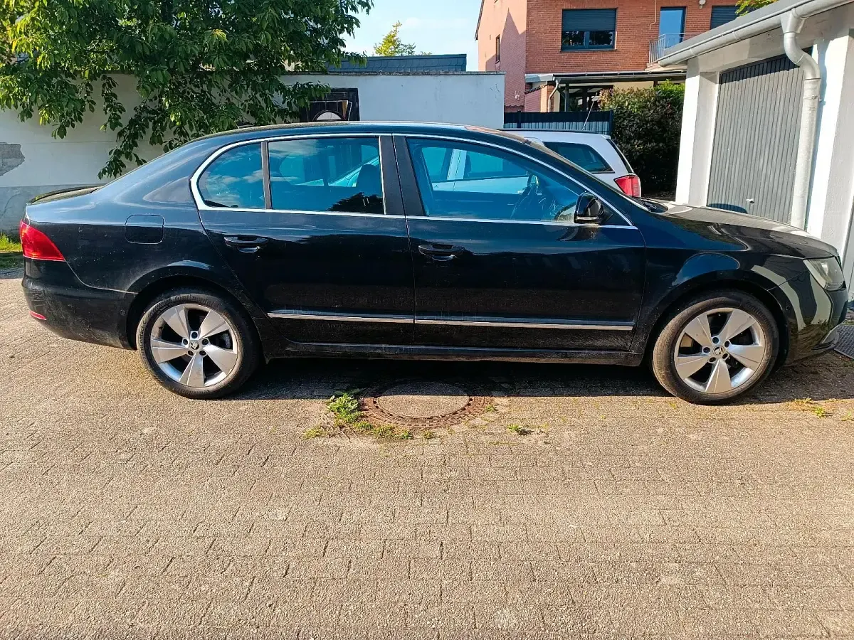 Gebraucht Skoda Superb 260 PS (191 kW) 2013 Limousine