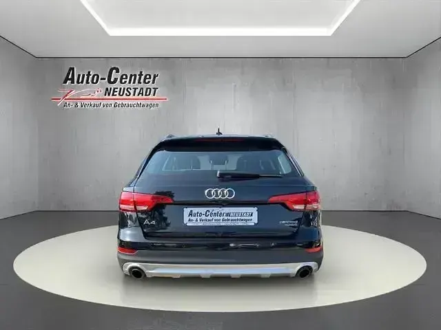 Gebraucht Audi A4 Allroad Basis 245 PS (180 kW) 2019 Schwarz Kombi