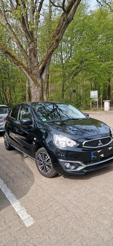 Gebraucht Mitsubishi Space Star Edition 80 PS (58 kW) 2017 Schwarz Kleinwagen