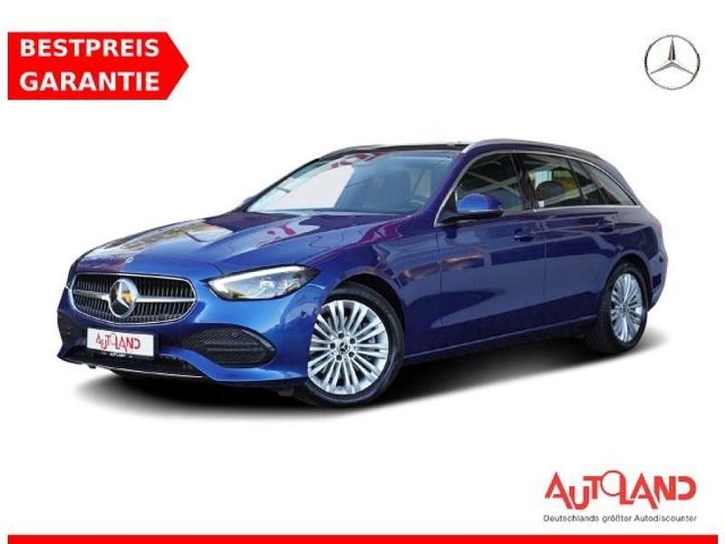 Spektralblau metallic (metallic) Gebraucht 2022 Mercedes C220 Avantgarde Kombi | 33.950 € (Fairer Preis) - Bild 1/4