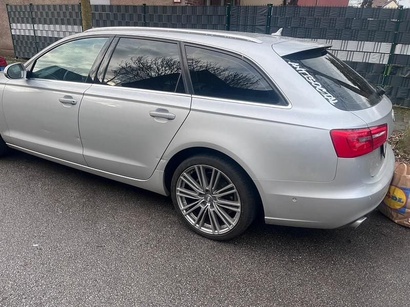Gebraucht Audi A6 204 PS (150 kW) 2012 Grau Kombi