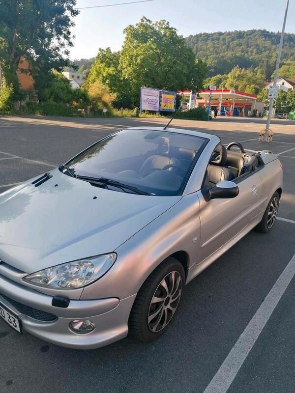 Silber Gebraucht 2005 Peugeot 206 CC Cabrio | 1.100 € (Guter Preis) - Bild 1/4