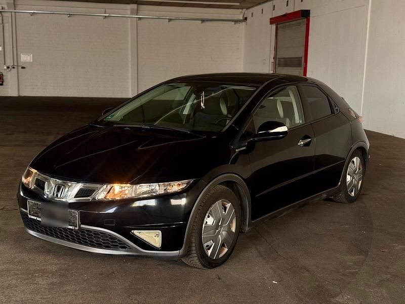 Schwarz Gebraucht 2007 Honda Civic Limousine | 2.500 € (Guter Preis) - Bild 1/4