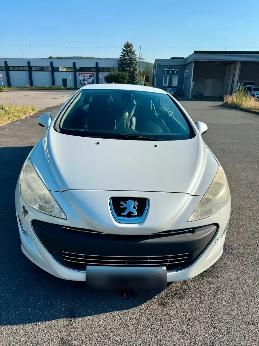 Gebraucht Peugeot 308 CC 156 PS (114 kW) 2011 Weiß Cabrio