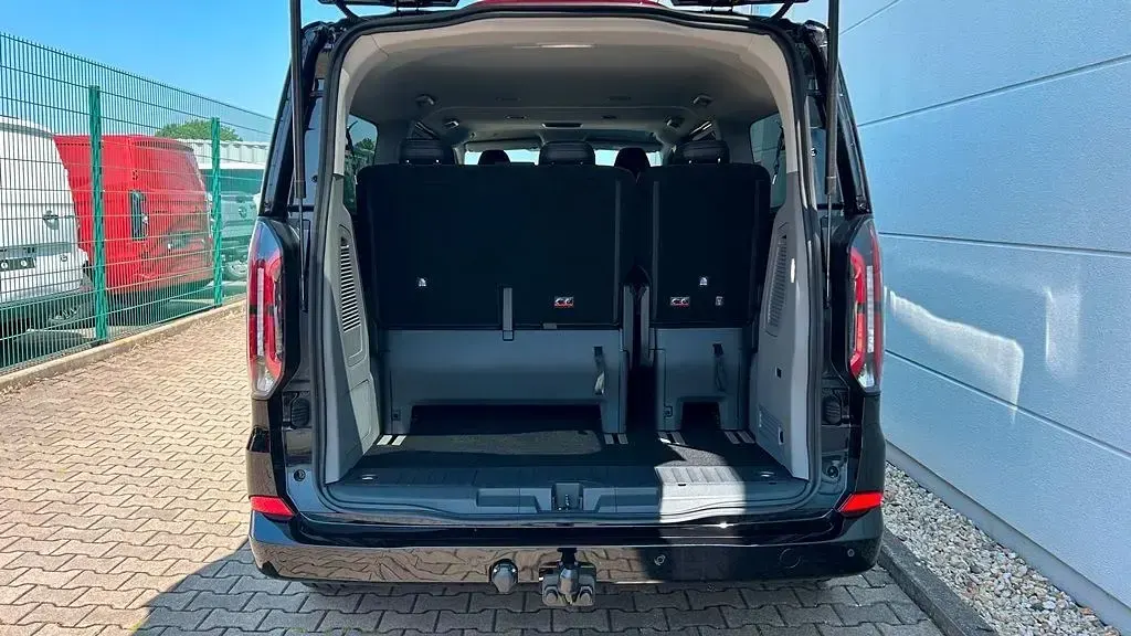 Neu Ford Tourneo Custom Titanium X 170 PS (125 kW) 2026 Schwarz Van