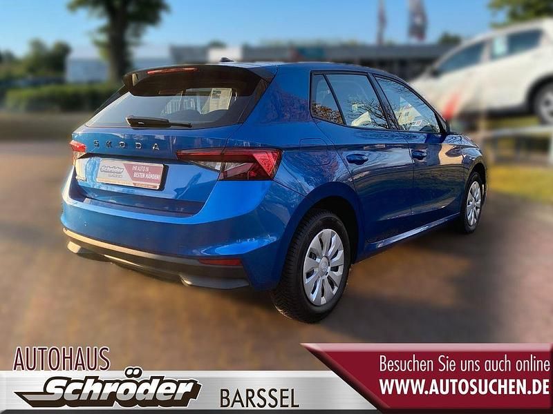 Gebraucht Skoda Fabia Selection 116 PS (85 kW) 2024 Blau Limousine