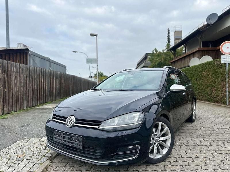 Deep black perleffekt Gebraucht 2014 VW Golf VII Highline Kombi | 9.500 € (Superpreis) - Bild 1/4