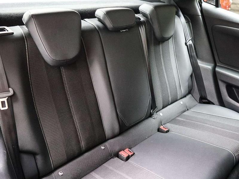 Gebraucht Opel Mokka-e Elegance 100 kW (136 PS) 2022 Diamant schwarz (metallic) SUV