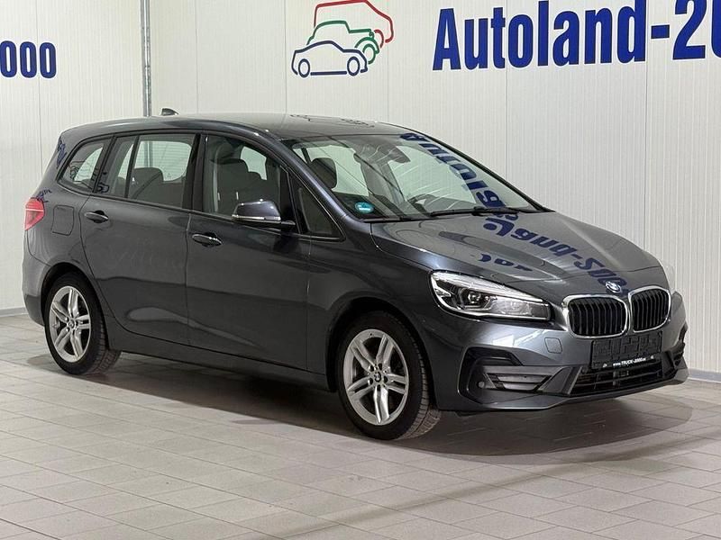 Grau Gebraucht 2020 BMW 218 Gran Tourer Advantage Van / Kleinbus | 17.800 € (Fairer Preis) - Bild 1/4