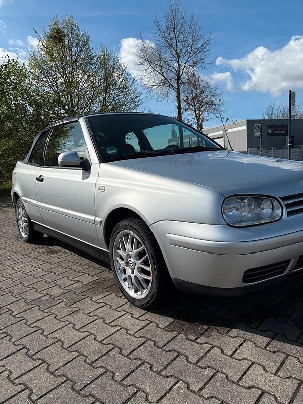 Gebraucht VW Golf Cabriolet 116 PS (85 kW) 2002 Silber Cabrio