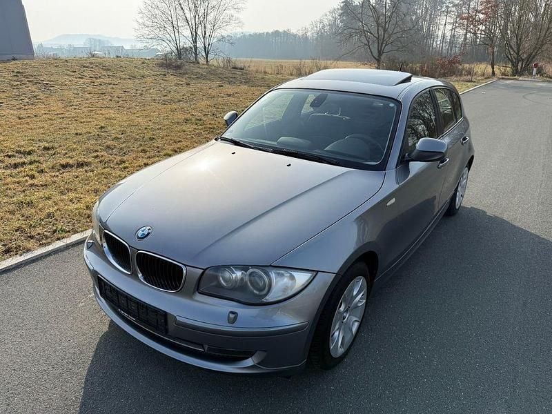 Gebraucht BMW 120 Advantage 177 PS (130 kW) 2011 Grau Kleinwagen